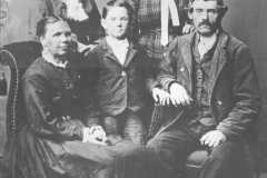 1880-00-00-BalitzCarl-Family-Elizabeth-Mary-Henrietta-Fred-reduced