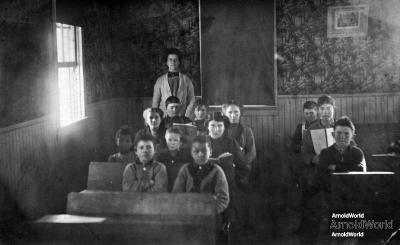 Tracie Balitz, third row in the rear, Platte school, circa 1906.