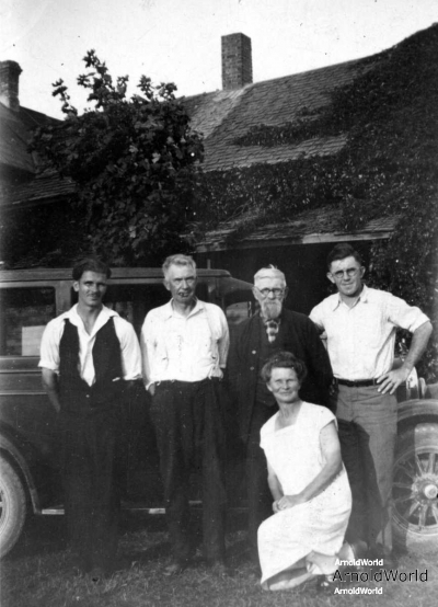 Leo Balitz Fred Balitz, John Kucks, Ernest Balitz, Mary Kucks, circa 1928.