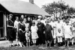 1925-00-00-KucksMS1877-BalitzTM1896-and-Family
