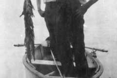 1932-00-00-ArnoldAE1917-fishing