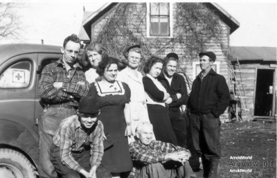 Arnold Family at Fred Balitz farm, Alvin, Tracie, Charlotte, Mary, Doris, Allen, Daniel; front, Laban, Fred, circa 1941.