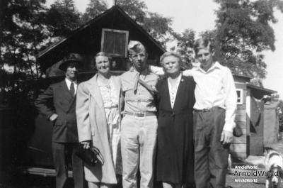 Daniel Arnold, Tracie Balitz, PFC Alvin Arnold, Mary Kucks, and Laban Arnold, 1943.