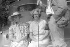 1940-00-00-BalitzTM1896-Fishing-Outing