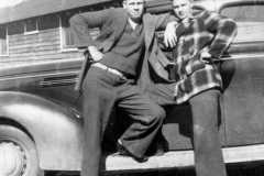 1941-00-00-ArnoldAF1921-and-friend