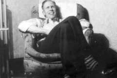 1943-00-00-ArnoldAF1921-room