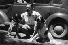 1946-00-00-ArnoldAF1921-dogs