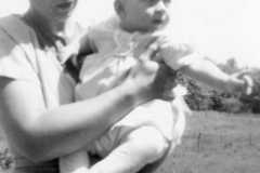 1947-00-00-ArnoldCL1947-with-JohnsonDoris-02