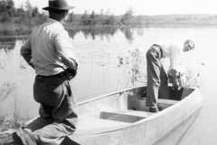 1947-00-00-Fishing-ArnoldDS1890-ArnoldAF1921