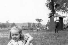1949-00-00-ArnoldCL1947-sitting-grass