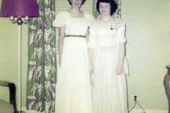 1953-01-00-ArnoldSL1939-and-friend