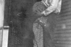 1953-05-01-Pregnant-with-Joyce-ArnoldLD1929