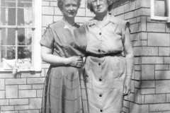 1955-05-30-BalitzTM1896-JohnsonDoris-house