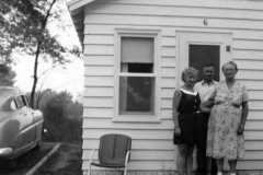 1955-10-01-JohnsonDoris-ArnoldDS1890-BalitzTM1896-cabin