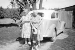 1957-09-01-BalitzTM1896-MarshLottie-01