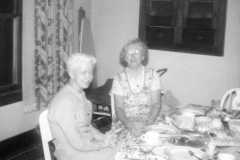 1957-12-25-BalitzTM1896-JohnsonDoris-Christmas