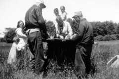 1959-01-01-MooreDJ1931-ArnoldLD1929-ArnoldAF1921-ArnoldDS1890-cleaning-fish
