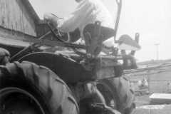 1959-07-01-Tractor-ArnoldAF1921