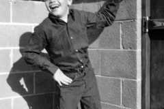 1963-11-01-ArnoldRA1951