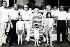 1964-07-04-ArnoldFamily-ArnoldLD1929-ArnoldDS1890-Kids-04