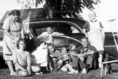 Laban Arnold and family shortly after his leg was broken, 1965.