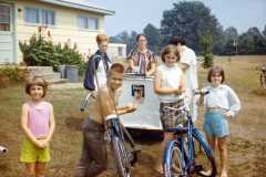 Eleanor and Doris Arnold with Joyce, Gloria, Michael, Valerie, and Teresa, at Bexley home, summer 1970.