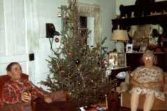 1970-12-25-Honor-BalitzTM1896-ArnoldDS1890-by-Christmas-Tree