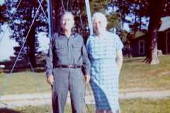 1973-07-04-Dan-Tracie-Honor-Windmill