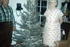1973-12-25-eEst-Honor-Christmas-ArnoldDS1890-BalitzTM1896
