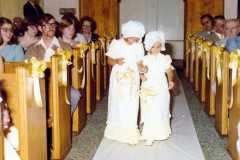1977-08-13-BC-DanPegWedCeremony-03-4x6