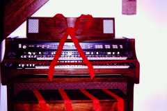 Organ Dan got for Peggy, Fourth street in Jackson, MI, Christmas 1981.
