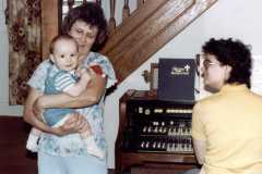 David Arnold with Delma Smith and Peggy Arnold, 1983.