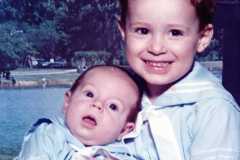 Steven 8 weeks, David 33 months, June 1986.